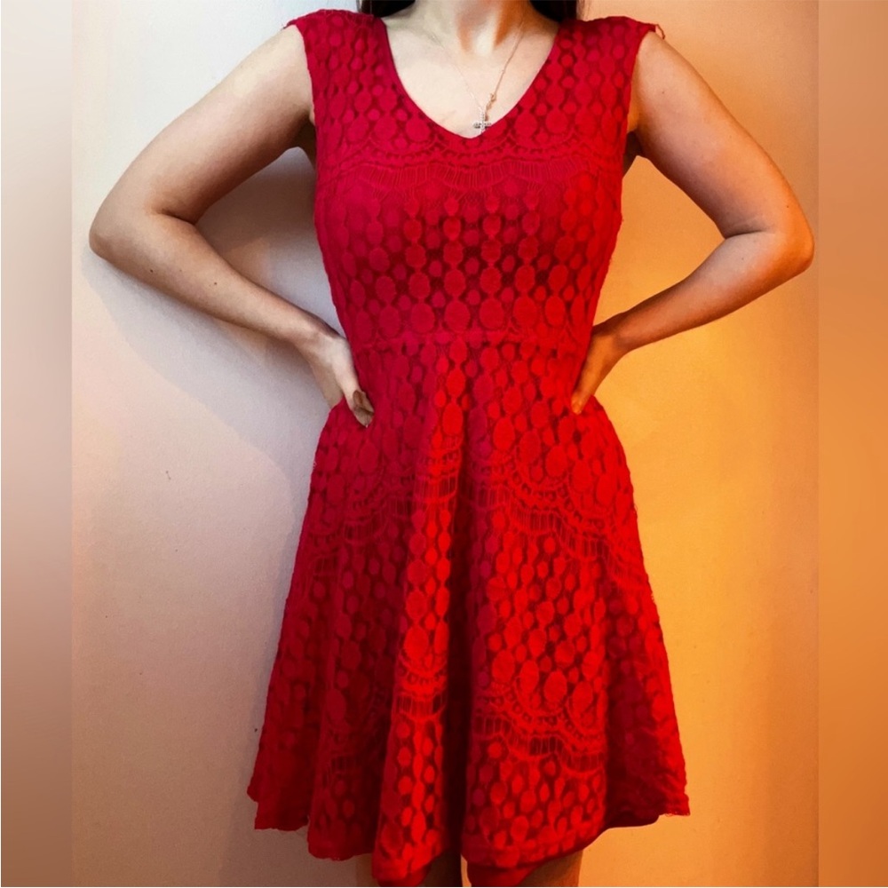 romantic red v neck swing flare dress w/ lace details | dina be | size small